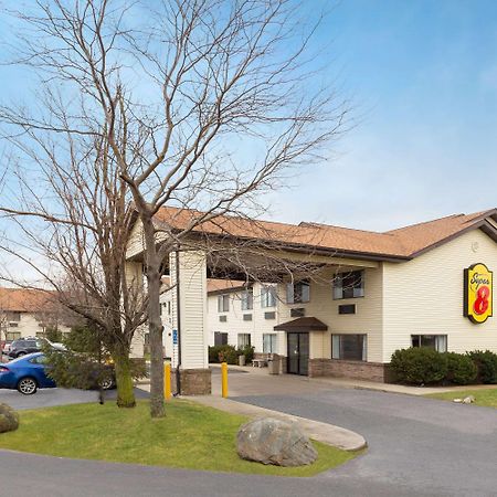 Super 8 By Wyndham Hebron Lowell Area Екстер'єр фото